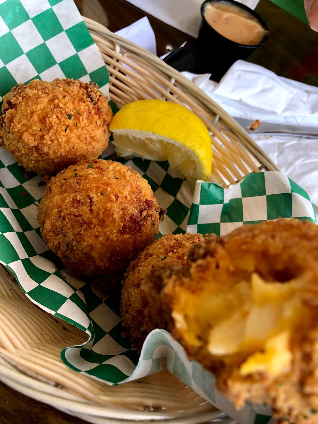 First Catch Seafood & Grill | restaurant | 7679 N State Rd 7, Parkland, FL 33073, USA | 7542296862 OR +1 754-229-6862