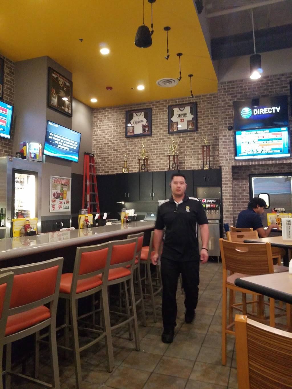 Buffalo Wild Wings | restaurant | 14110 Culver Dr, Irvine, CA 92604, USA | 9498722999 OR +1 949-872-2999