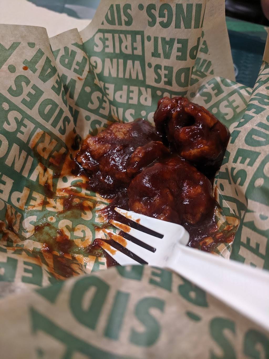 Wingstop | restaurant | 2750 Mt Pleasant St Ste 110, Burlington, IA 52601, USA | 3194099464 OR +1 319-409-9464