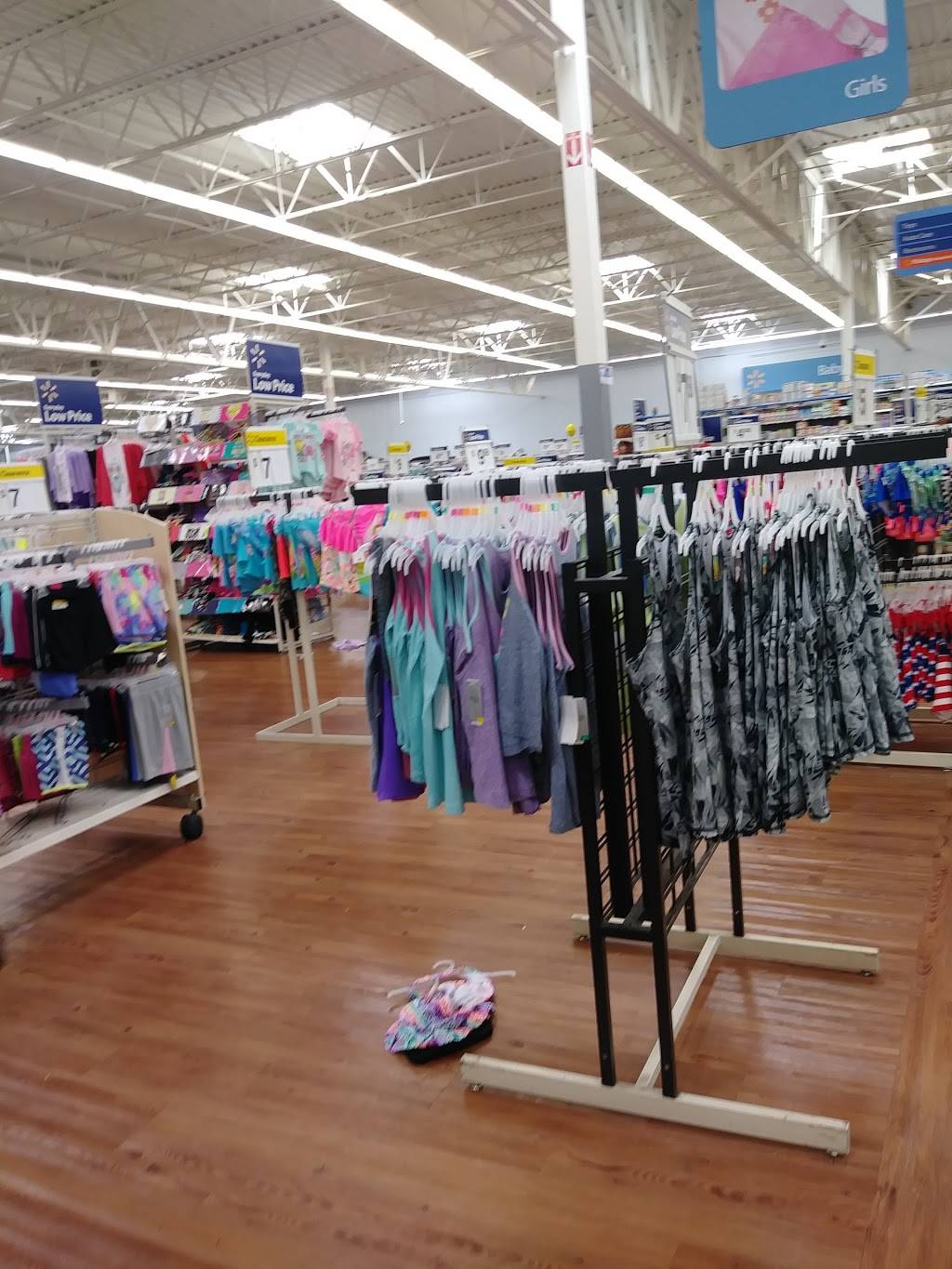 Subway Restaurants | restaurant | 3240 Wilkinson Blvd, Charlotte, NC 28208, USA | 7043938277 OR +1 704-393-8277