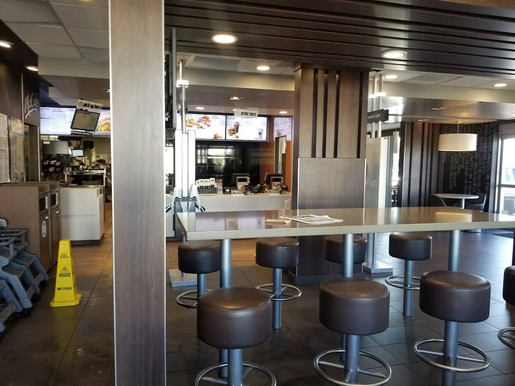 McDonalds | cafe | 5065 Clairemont Dr, San Diego, CA 92117, USA | 8582743344 OR +1 858-274-3344