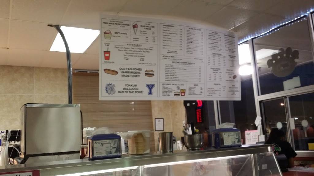 Dairy Treet Yoakum | restaurant | 901 W Grand Ave, Yoakum, TX 77995, USA | 3612933481 OR +1 361-293-3481