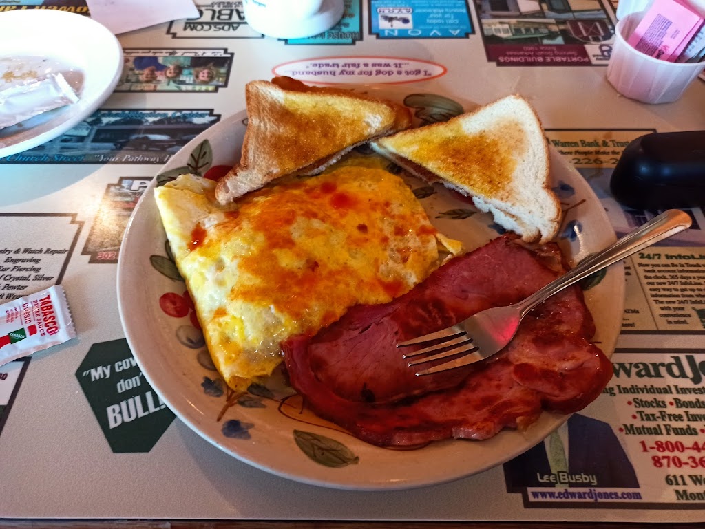 Mollys Diner | restaurant | 201 S Myrtle St, Warren, AR 71671, USA | 8702269913 OR +1 870-226-9913