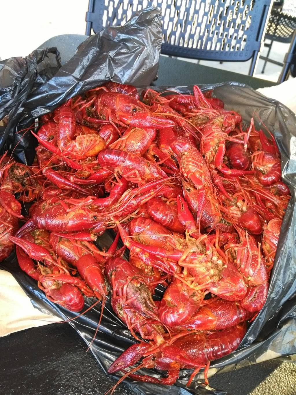 BLAKES SEAFOOD | restaurant | 1007 W Beacon St, Philadelphia, MS 39350, USA | 6015755500 OR +1 601-575-5500