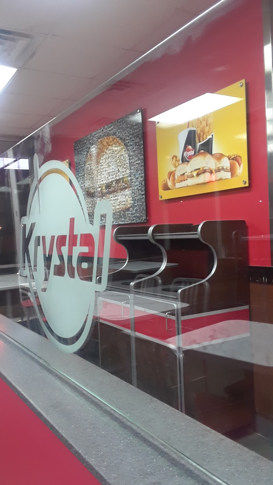 Krystal | meal takeaway | 4110 Government Blvd, Mobile, AL 36693, USA | 2516615082 OR +1 251-661-5082