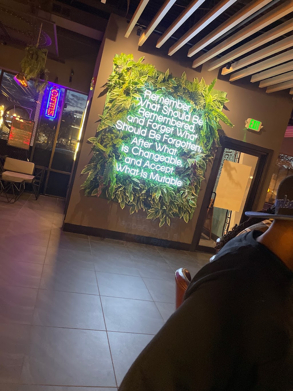 Urban Crab Shack | restaurant | 1991 E Joppa Rd, Parkville, MD 21234, USA | 4108700115 OR +1 410-870-0115