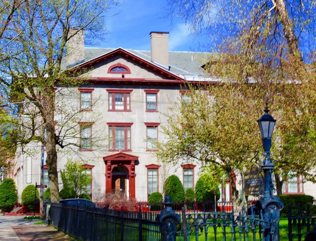 The Stockade Inn | restaurant | 1 N Church St, Schenectady, NY 12305, USA | 5183463400 OR +1 518-346-3400