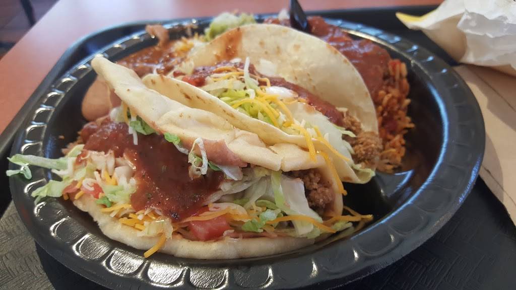 Taco Bueno | restaurant | 2814 E 11th St, Tulsa, OK 74104, USA | 9185836447 OR +1 918-583-6447
