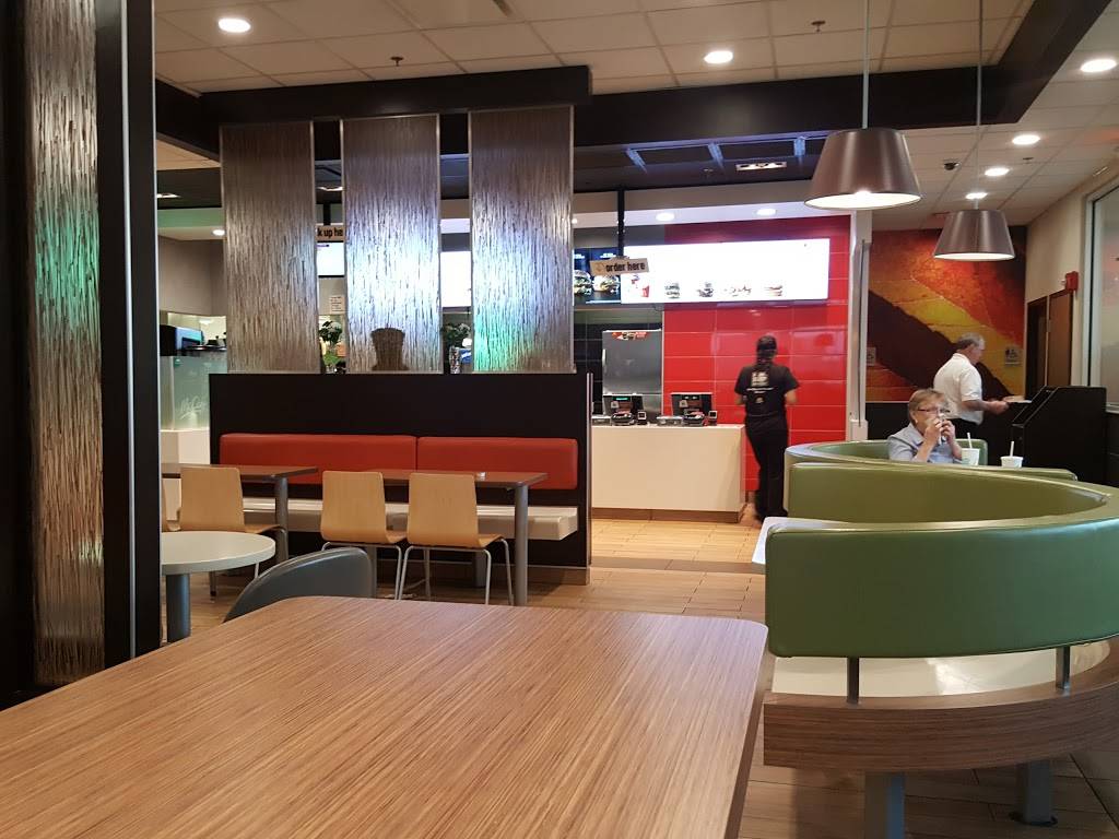 McDonalds | cafe | 5700 Forest Bend Dr, Arlington, TX 76017, USA | 8175720091 OR +1 817-572-0091