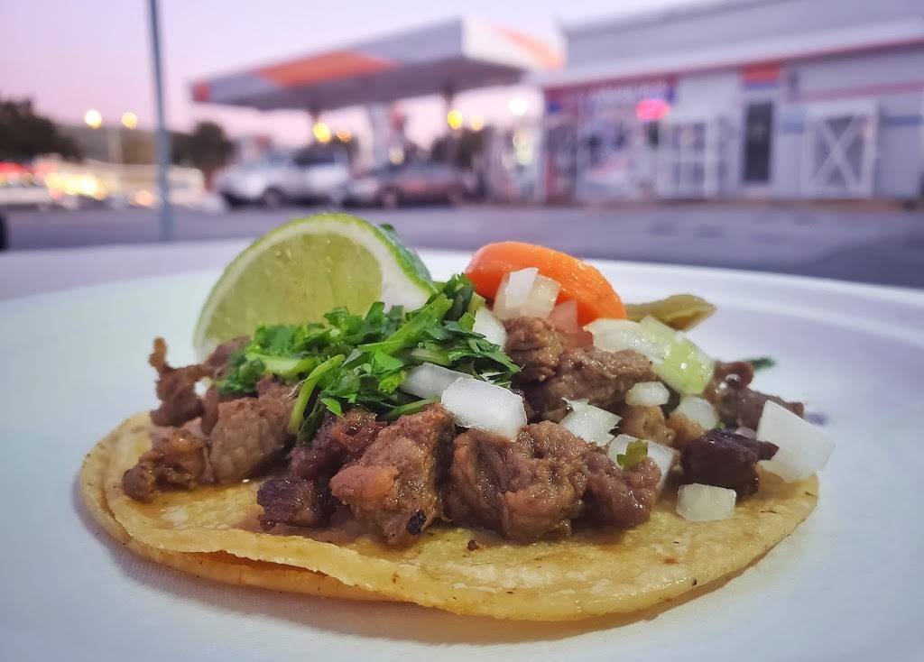 Tacos y Tlayudas el Ejuteco | restaurant | 11 Dempsey Rd, Milpitas, CA 95035, USA | 4087102302 OR +1 408-710-2302