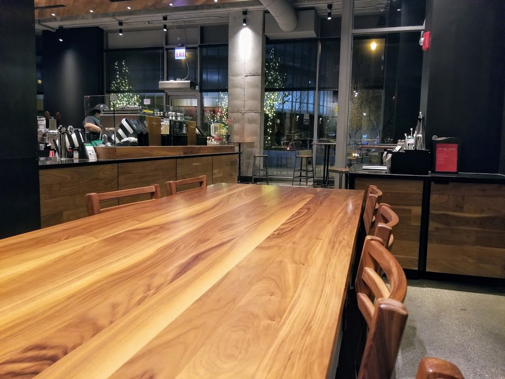 Starbucks | cafe | 469 W Chicago Ave, Chicago, IL 60654, USA | 7735720662 OR +1 773-572-0662