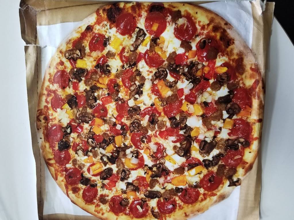 Ocean Park Pizza | meal takeaway | 2727 Ocean Park Blvd, Santa Monica, CA 90405, USA | 3104509949 OR +1 310-450-9949