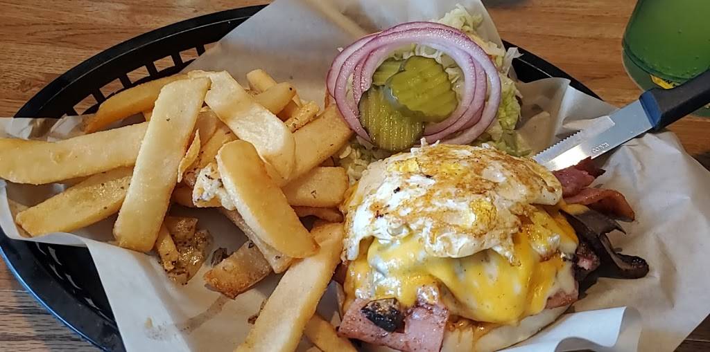 Quackers Last Stop | restaurant | 2105 W 7th Ave, Eugene, OR 97402, USA | 5414855925 OR +1 541-485-5925