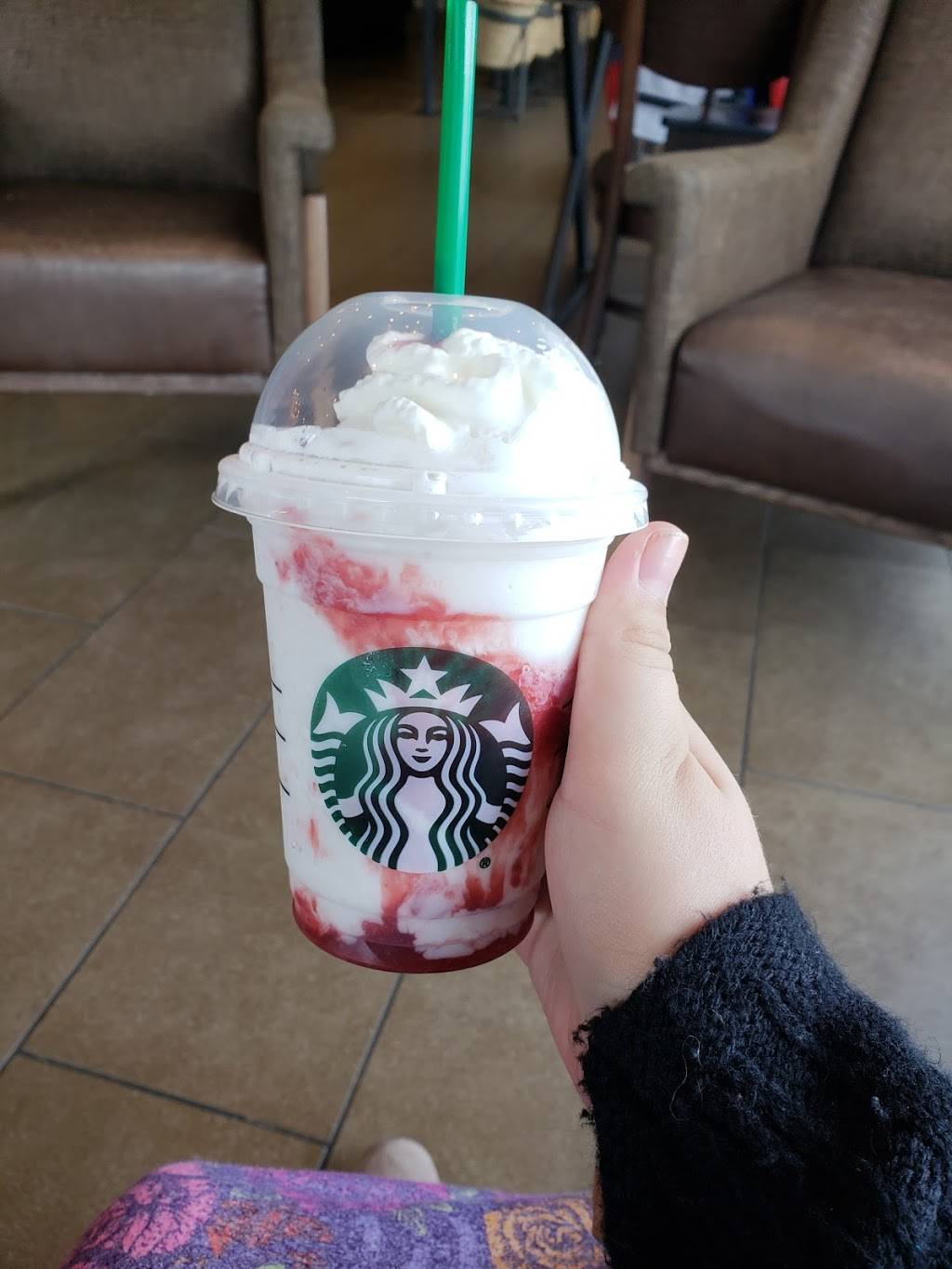 Starbucks | cafe | 2034 Fayetteville Rd, Van Buren, AR 72956, USA | 4797555650 OR +1 479-755-5650