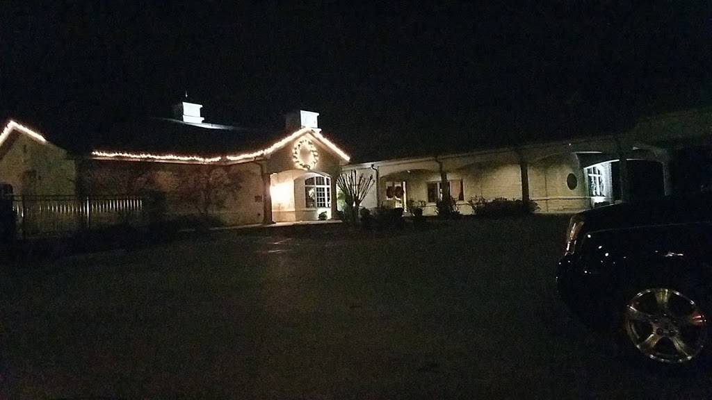 Indian Hills Country Club | restaurant | 200 Indian Hills Dr, Bowling Green, KY 42103, USA | 2708420041 OR +1 270-842-0041