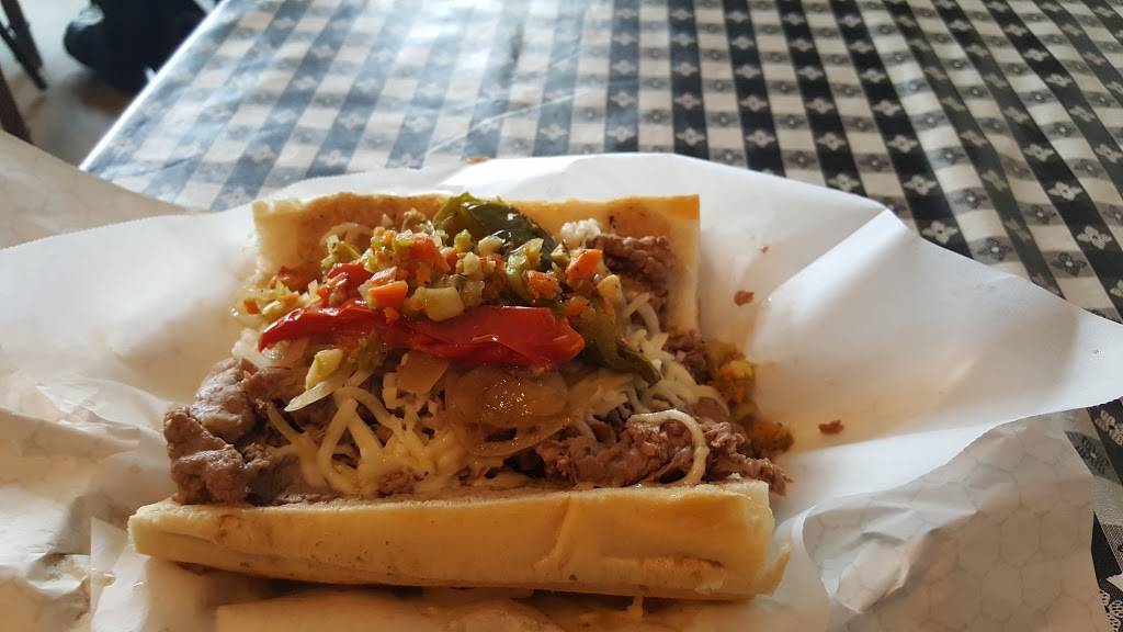 Vinnies Italian Beef & Gyros | restaurant | 3208 Ivanhoe Ave, St. Louis, MO 63139, USA | 3146447007 OR +1 314-644-7007