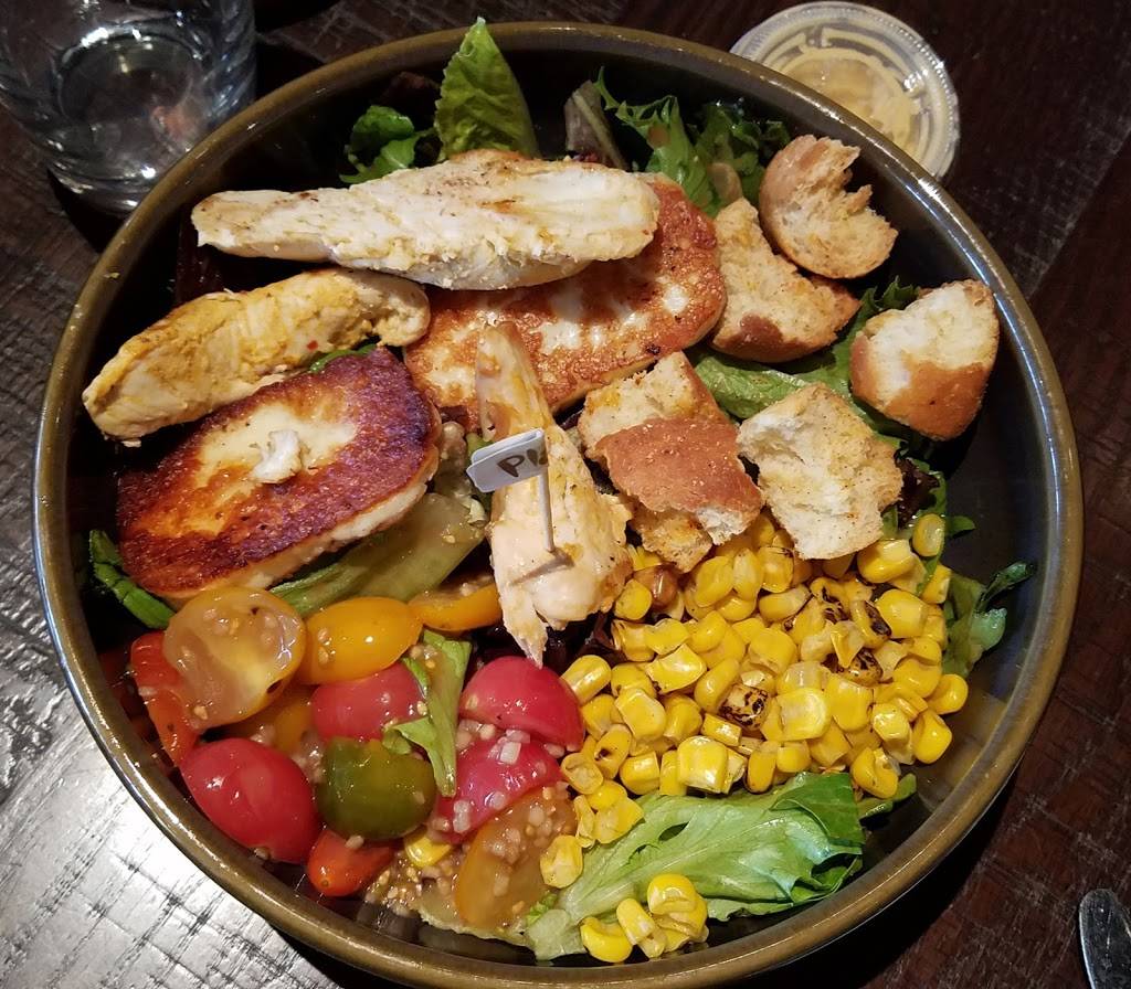 Nandos PERi-PERi | restaurant | 1138 Lake St, Oak Park, IL 60301, USA | 7084346296 OR +1 708-434-6296