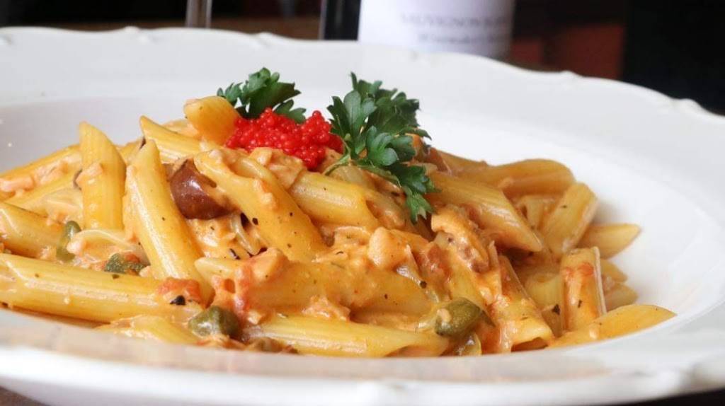 Olivers Gone Italian | restaurant | 6155 Tomken Rd #1, Mississauga, ON L5T 1X3, Canada | 9055642537 OR +1 905-564-2537