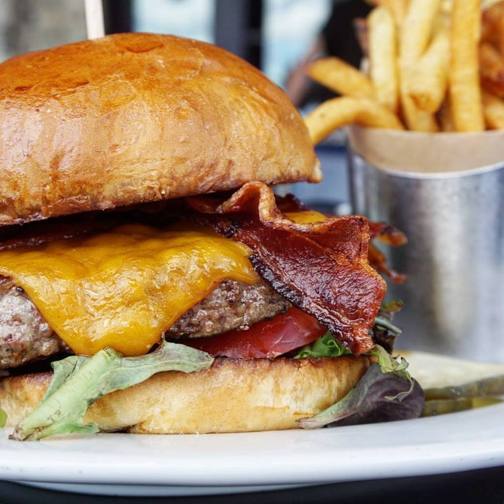 The General Public | restaurant | 17619 La Cantera Pkwy Suite 102, San Antonio, TX 78257, USA | 2109201101 OR +1 210-920-1101