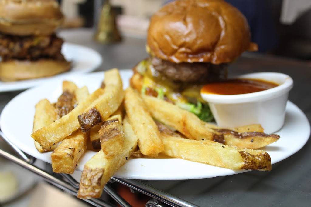 Red Door Lakeland | restaurant | 5204, 733 E Palmetto St, Lakeland, FL 33801, USA | 8639379314 OR +1 863-937-9314