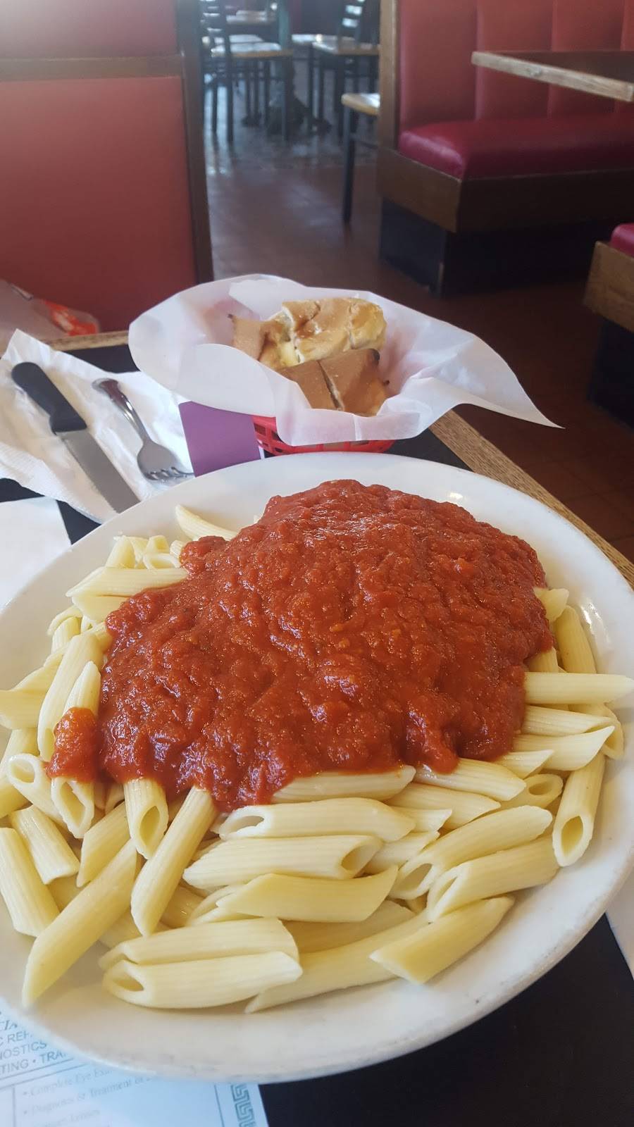 Town Pizza | restaurant | 949 Willett Ave, Riverside, RI 02915, USA | 4014330300 OR +1 401-433-0300