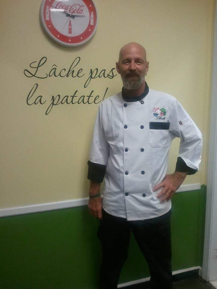 Chazs Country Cajun Cookin | restaurant | 104 King Cir, Danbury, NC 27016, USA | 8134768159 OR +1 813-476-8159