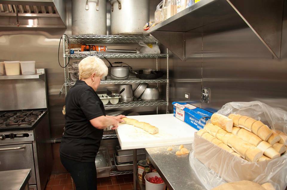 Serrellis Finer Foods | restaurant | 6454 W North Ave, Chicago, IL 60707, USA | 7732377530 OR +1 773-237-7530