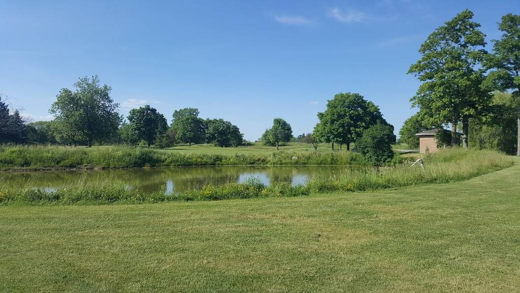 Southern Pines Golf & Country Club | meal takeaway | 8453 Airport Rd E, Mount Hope, ON L0R 1W0, Canada | 9056796308 OR +1 905-679-6308