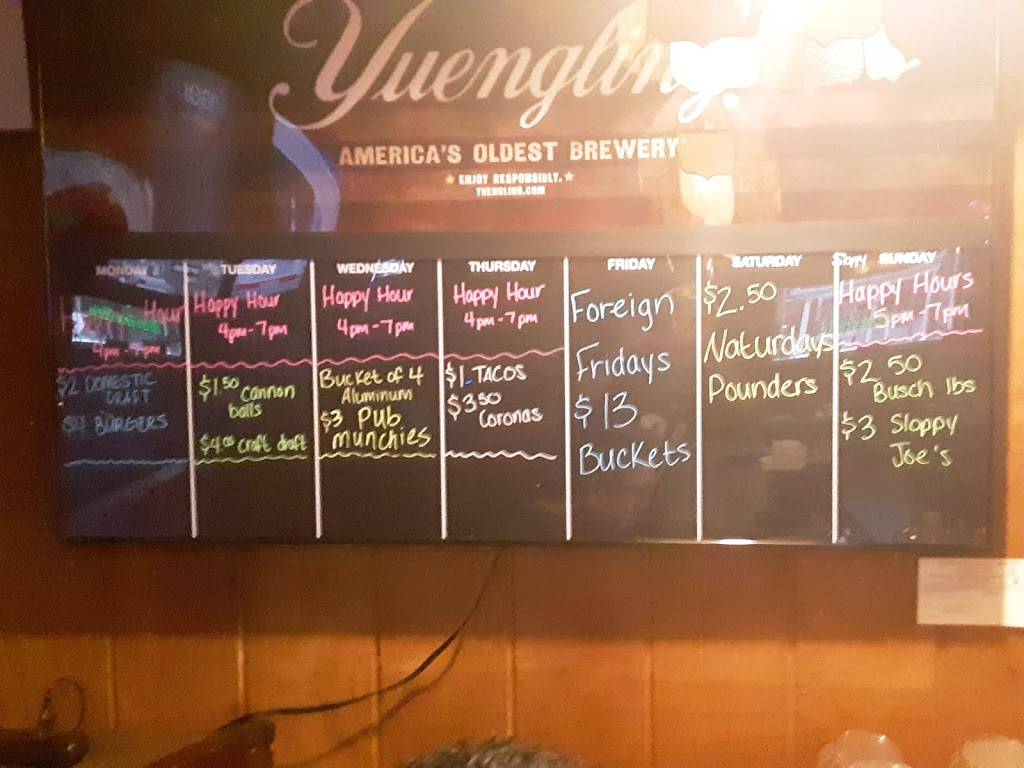 Robert C Lee Spring Grove Hotel | restaurant | 128 S Main St, Spring Grove, PA 17362, USA | 7172251132 OR +1 717-225-1132