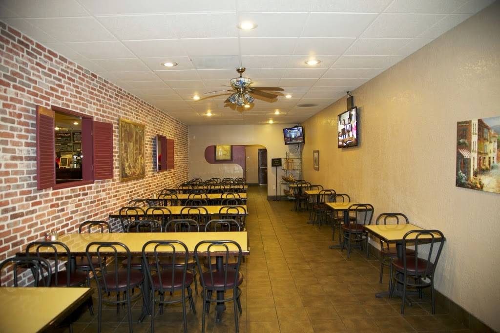 Gondola Pizza | restaurant | 15840 Imperial Hwy, La Mirada, CA 90638, USA | 5629438840 OR +1 562-943-8840