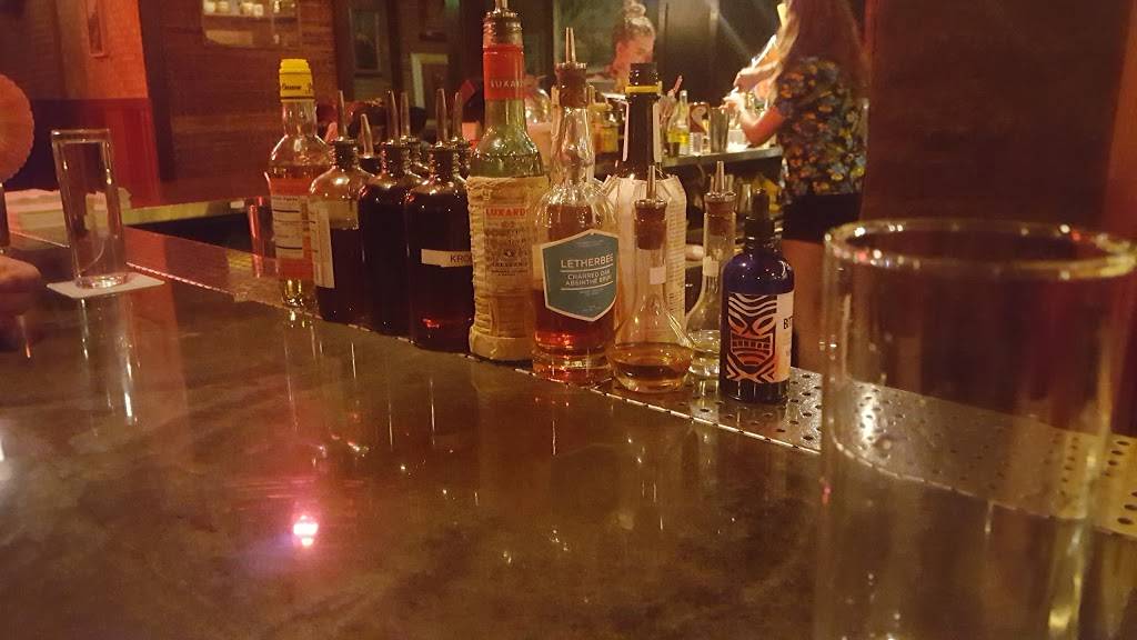 Lost Lake | restaurant | 3154 W Diversey Ave, Chicago, IL 60647, USA | 7732936048 OR +1 773-293-6048