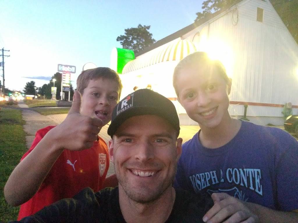 Ritas Italian Ice & Frozen Custard | restaurant | 279 Queen St, Southington, CT 06489, USA | 8602768829 OR +1 860-276-8829