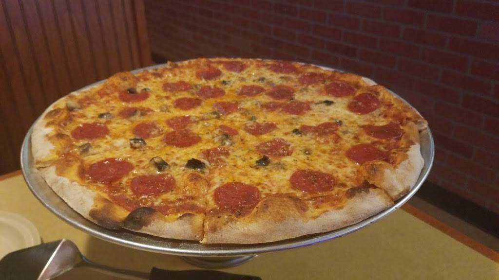 Giovanni’s Brooklyn Pizzeria | restaurant | 5203 Cortez Rd W, Bradenton, FL 34210, USA | 9412422222 OR +1 941-242-2222