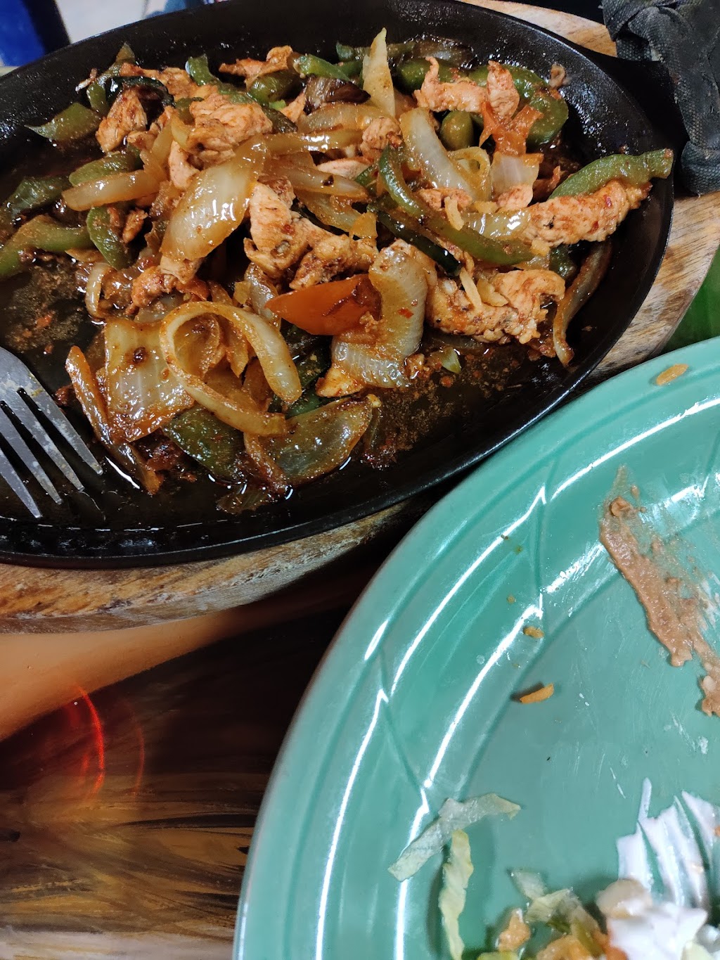 Tequilas Mexican Grill | restaurant | 360 14th St, Burlington, CO 80807, USA | 7193460273 OR +1 719-346-0273