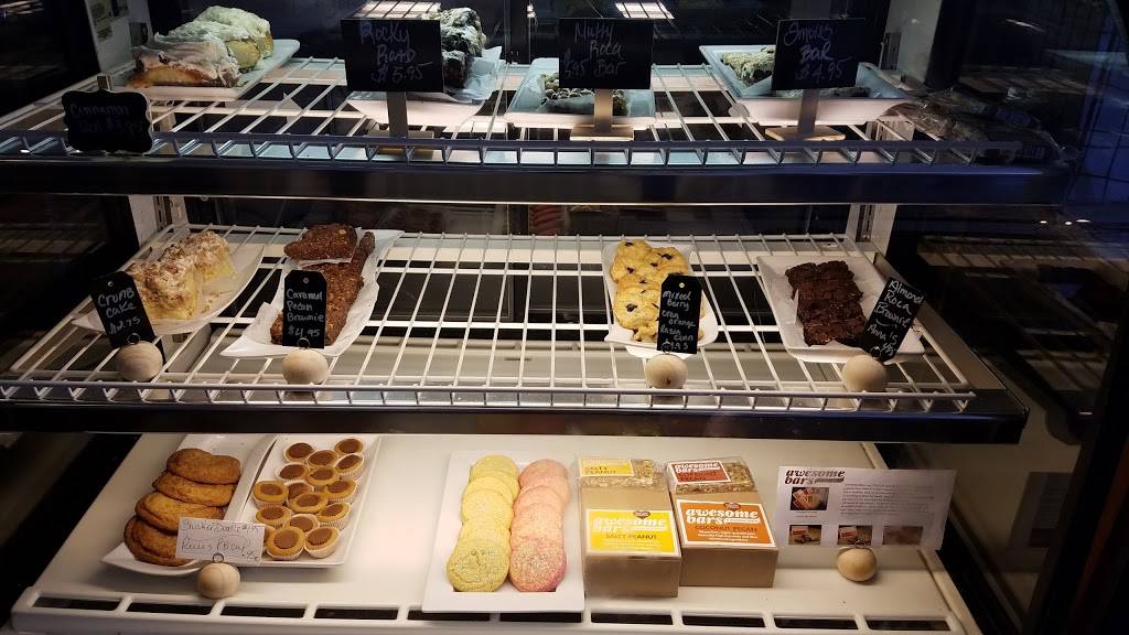 Town & Country Cafe | cafe | 27 W 10th St, Tracy, CA 95376, USA | 2098356751 OR +1 209-835-6751