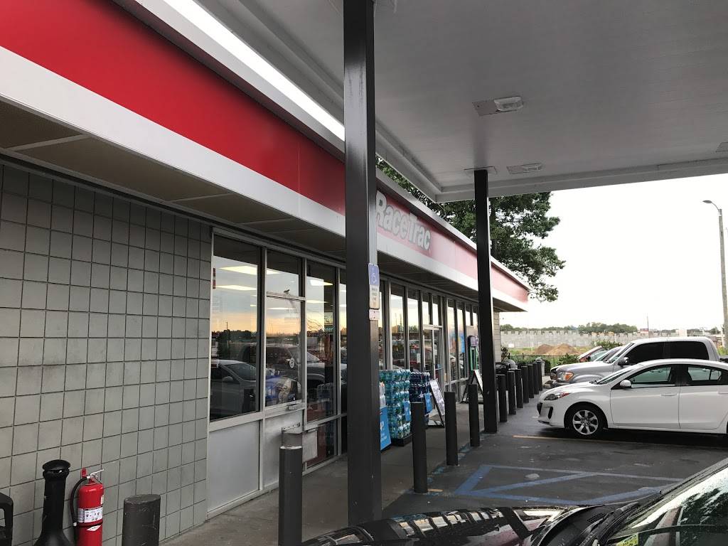 RaceTrac | cafe | 30480 Cortez Blvd, Brooksville, FL 34602, USA | 3527962848 OR +1 352-796-2848