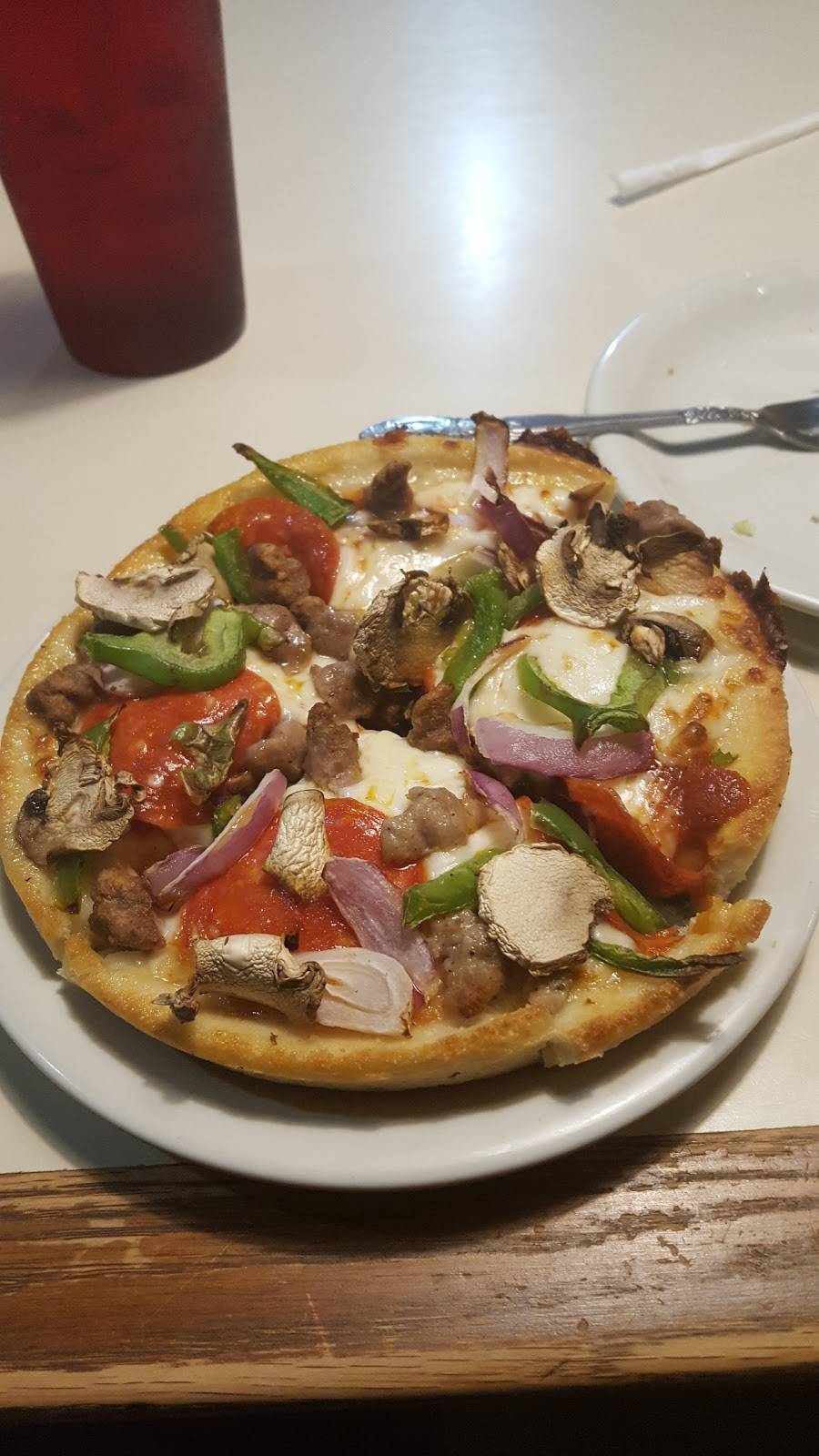 Pizza Hut | meal takeaway | 104 Liberty St, Penn Yan, NY 14527, USA | 3155364563 OR +1 315-536-4563