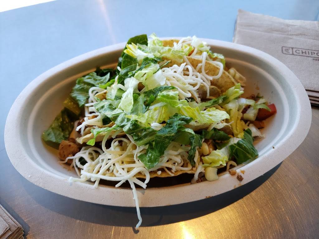 Chipotle Mexican Grill | restaurant | 589 Ring Rd, Harrison, OH 45030, USA | 5132021420 OR +1 513-202-1420