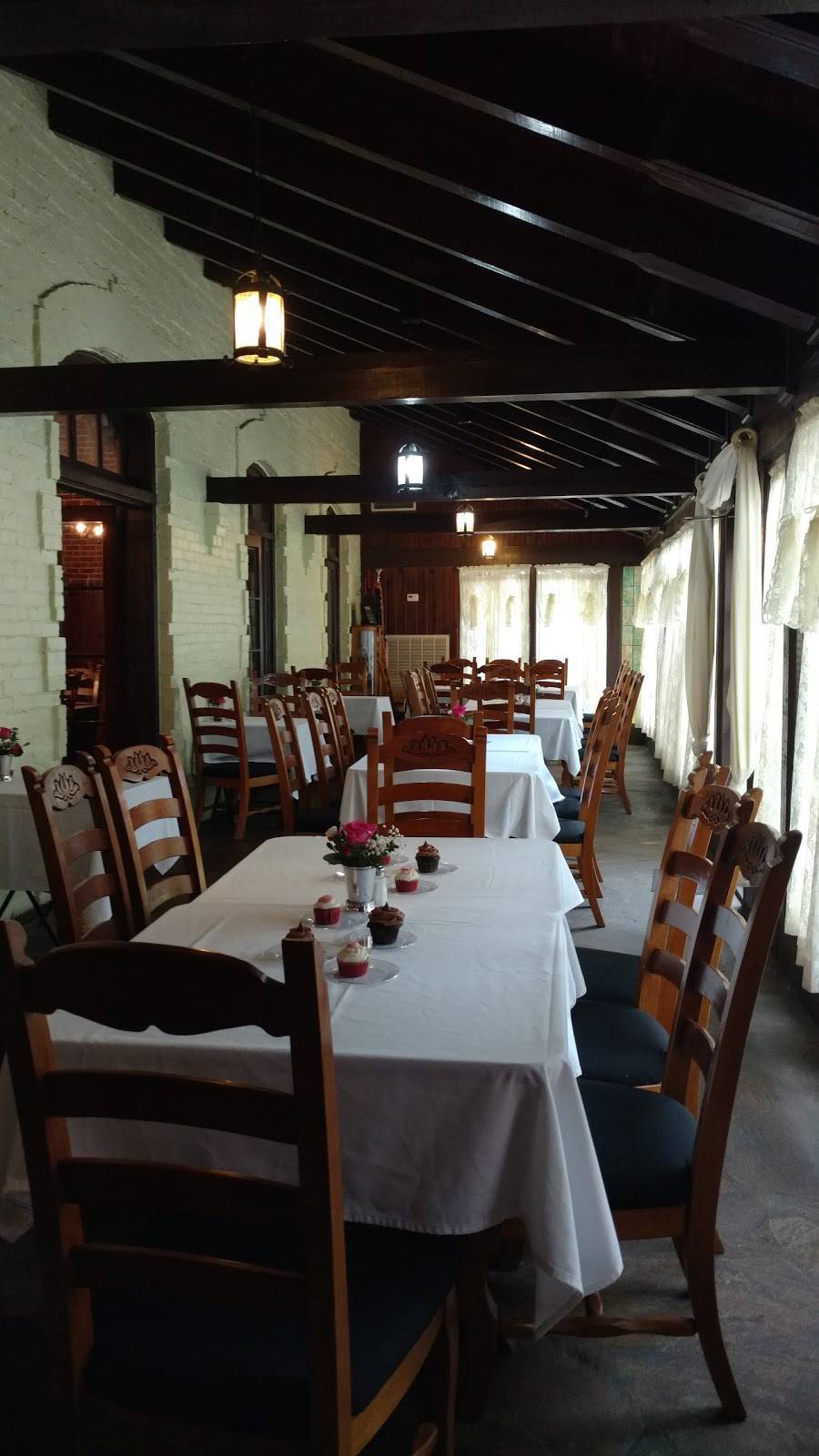 Sweet Ps | restaurant | 205 Central Ave, Trion, GA 30753, USA | 7066960116 OR +1 706-696-0116