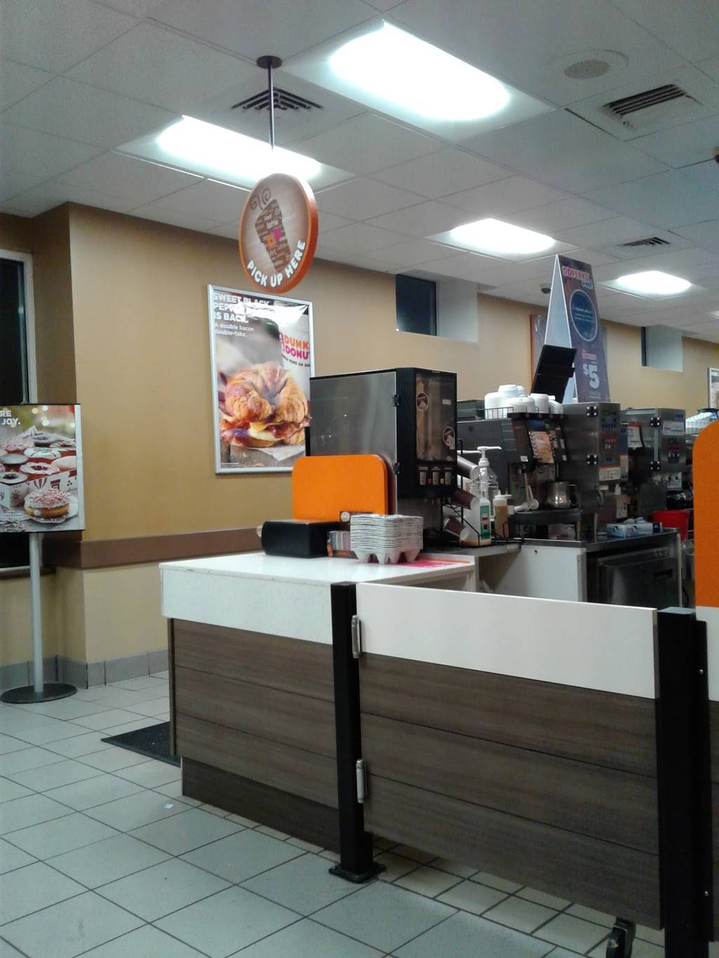 Dunkin | bakery | 485 Main St, Hartford, CT 06103, USA | 8607279332 OR +1 860-727-9332