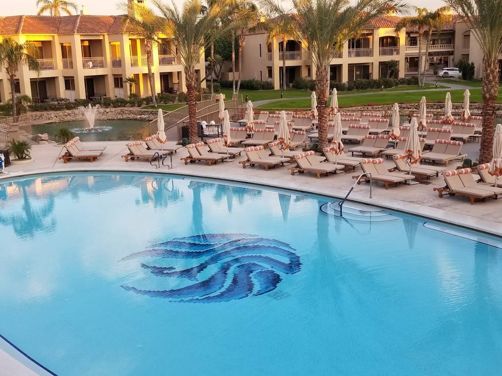 Mastros City Hall | restaurant | 6991 E Camelback Rd, Scottsdale, AZ 85251, USA | 4809414700 OR +1 480-941-4700