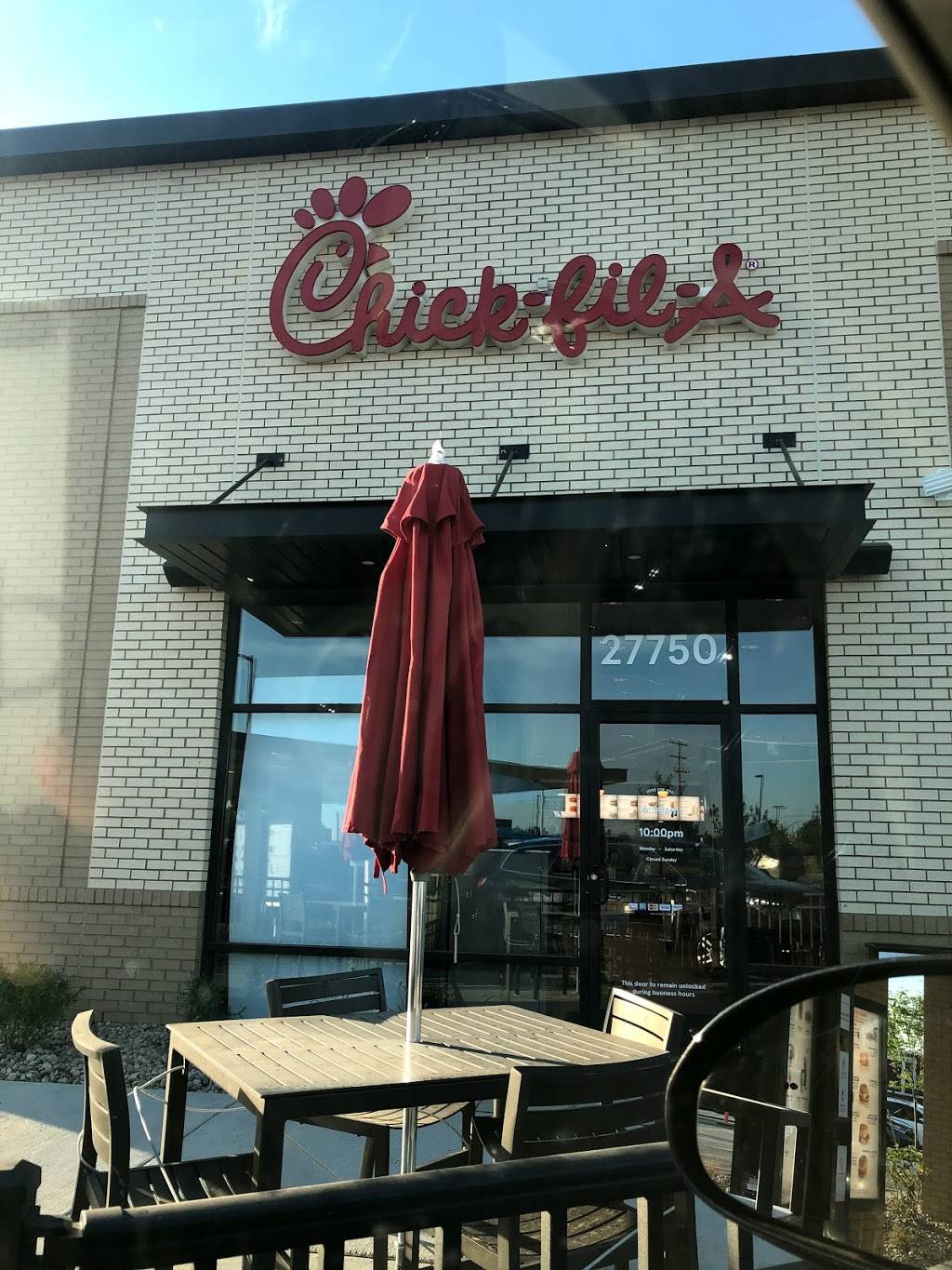 Chick-fil-A | restaurant | 27750 Novi Rd, Novi, MI 48377, USA | 2483498860 OR +1 248-349-8860
