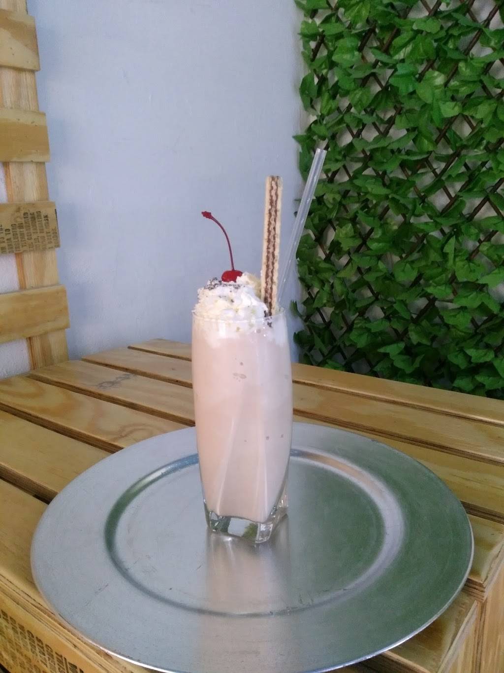 Las Luces | restaurant | Av. Murua Martínez 16901, Infonavitpatrimonio, 22465 Tijuana, B.C., Mexico | 016648046963 OR +52 664 804 6963