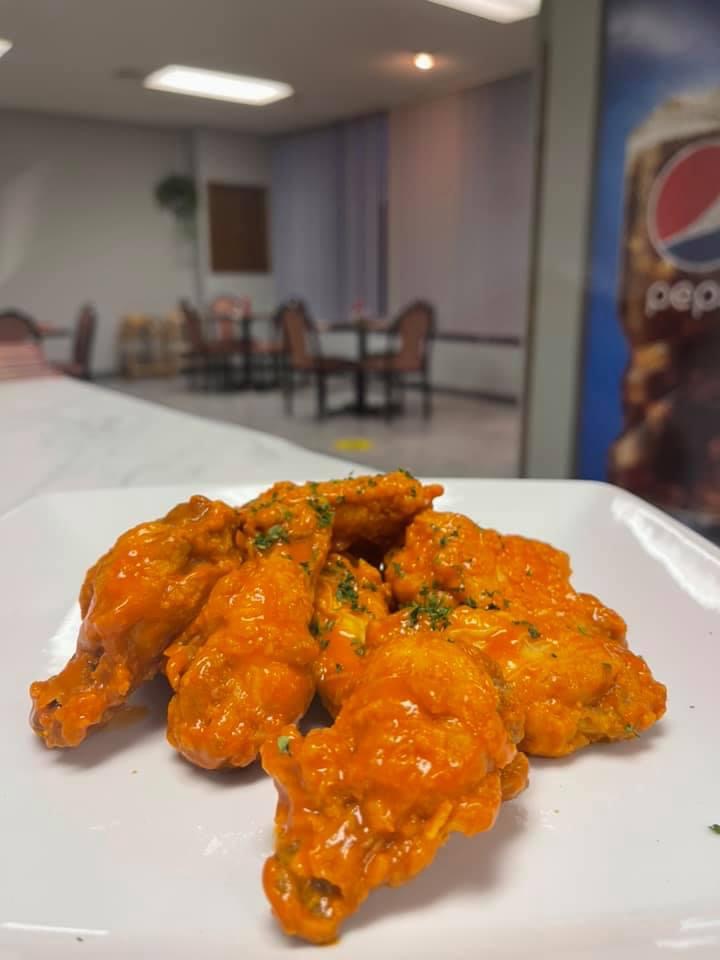 Morava Pizza and Grill | restaurant | 206 Main St, Oakville, CT 06795, USA | 9592094920 OR +1 959-209-4920