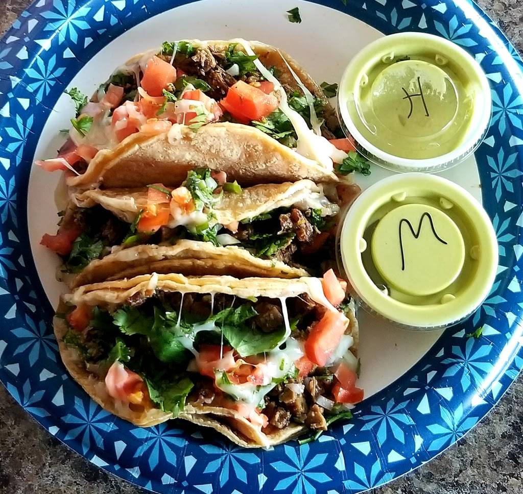 Good Eats on the Go Tavern | restaurant | 805 W Jefferson St Unit H, Shorewood, IL 60404, USA | 8154097398 OR +1 815-409-7398