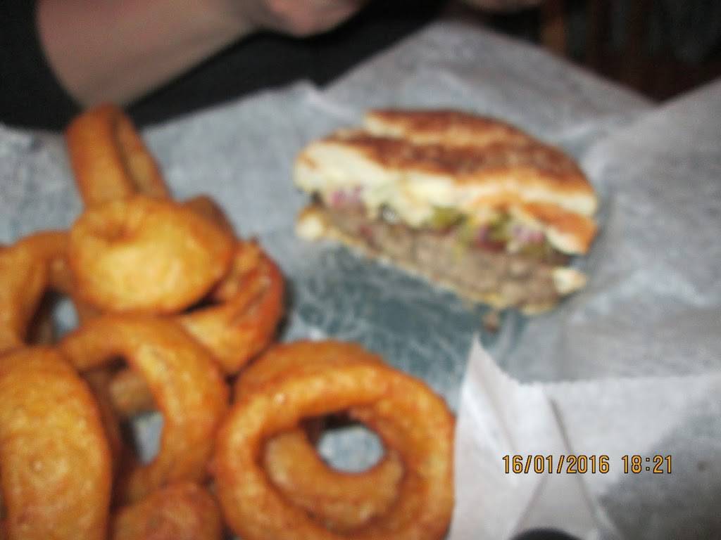 Skoonerz Grill & Bar | restaurant | 912 N Main St, Princeton, IL 61356, USA | 8158759464 OR +1 815-875-9464