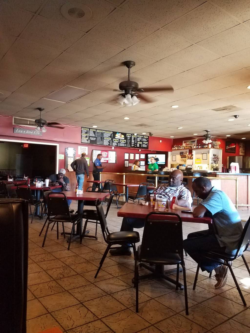 A & Js Catfish Station | restaurant | 5950 Knight Arnold Rd Ext, Memphis, TN 38115, USA | 9017950300 OR +1 901-795-0300