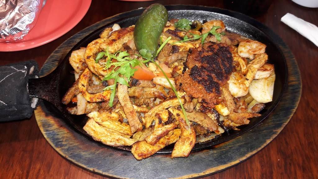 El Patron | restaurant | 65 Lightwood Rd, Deatsville, AL 36022, USA | 3345432001 OR +1 334-543-2001