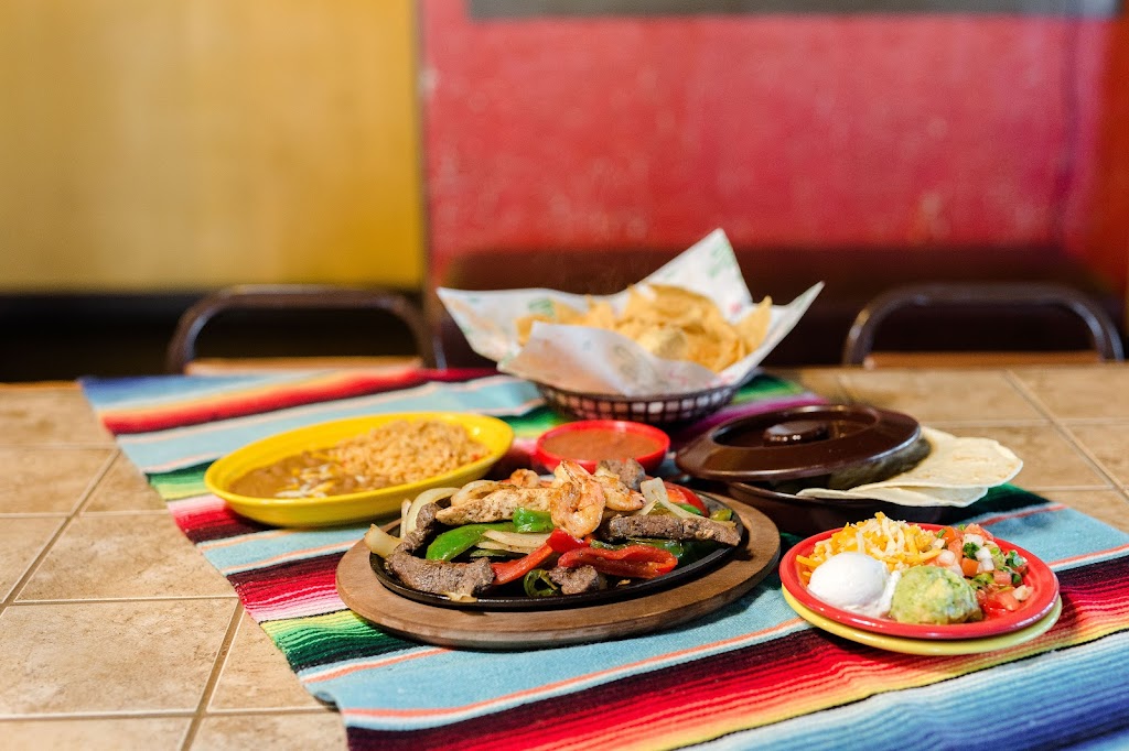 Jefes Mexican Restaurant | restaurant | 4519 Southwest Pkwy, Wichita Falls, TX 76308, USA | 9406969500 OR +1 940-696-9500