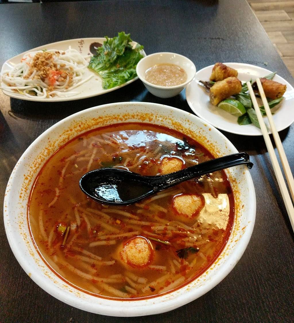 Green Lemon Grass | restaurant | 9425 Leslie St, Richmond Hill, ON L4B 3N7, Canada | 9055085328 OR +1 905-508-5328